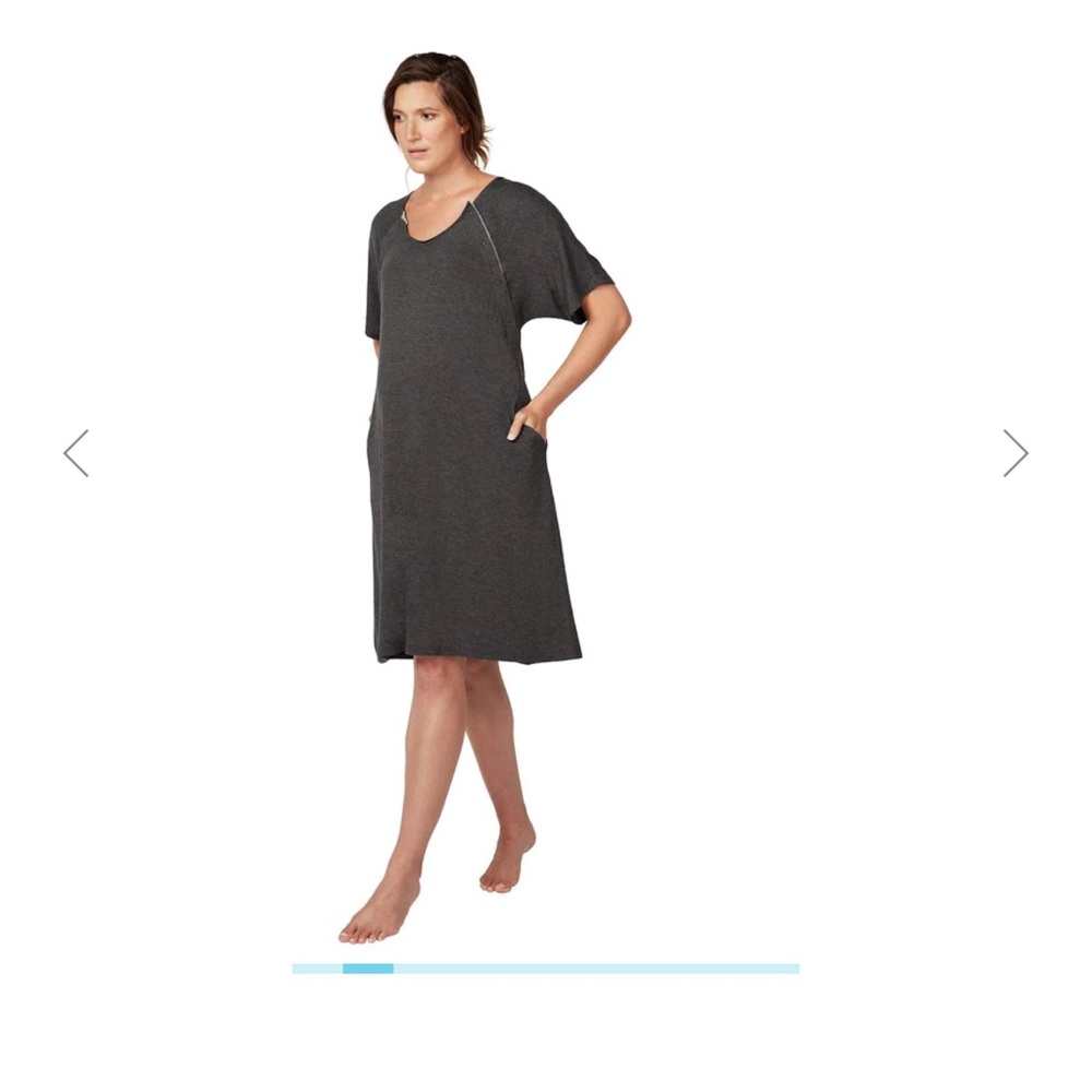 Frida Mom hospital gown